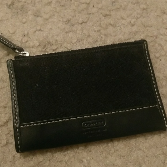 Coach Handbags - Coach Coin And Card Holder